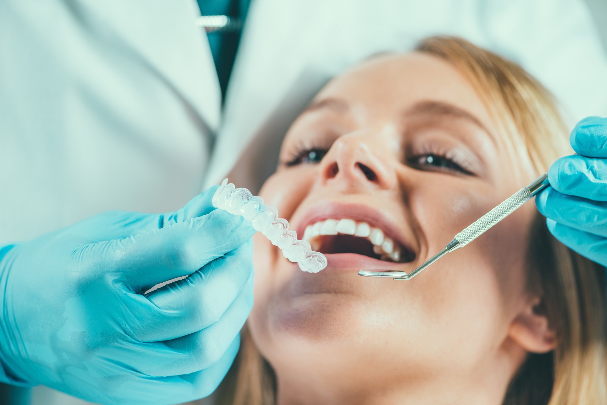 Aesthetic dental. Стоматология Эстетика зубы. Улыбка зубы стоматология Эстетика.